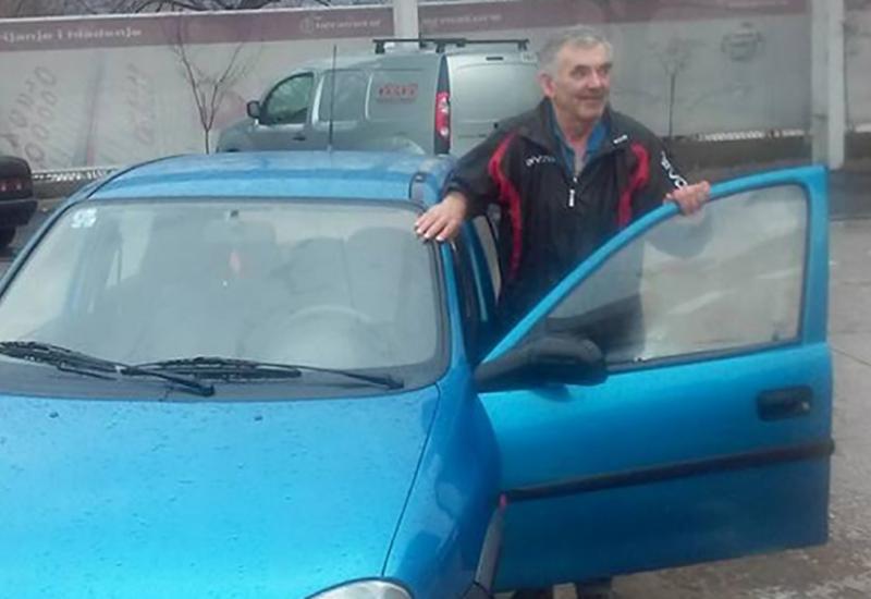  Ljubušaci poklonili automobil čovjeku koji s bolesnicima radi preko 40 godina 