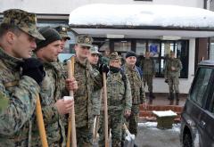 Oružane snage BiH angažirane na čišćenju snijega