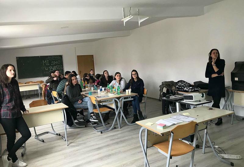 Tomislavgrad: Održane radionice za profesore i učenike o nasilju nad djecom