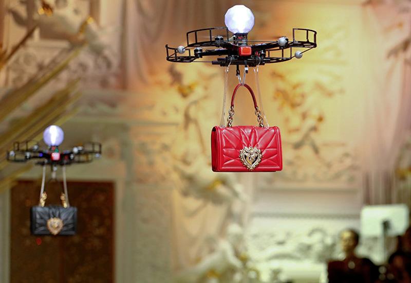 Dolce&Gabbana dronovima predstavio nove torbice