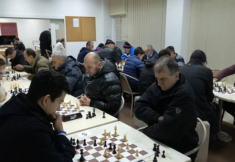 Mostar: Šahisti se razigrali za blagdanski turnir
