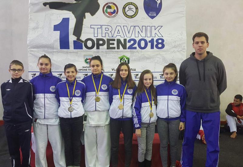 Tri zlata za karate klub Zrinjski