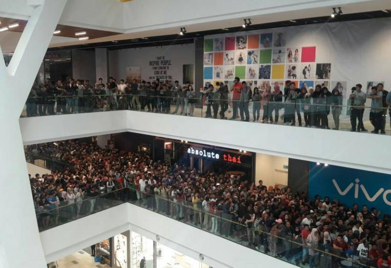 Čak 11.000 ljudi čekalo u redu za Appleove uređaje