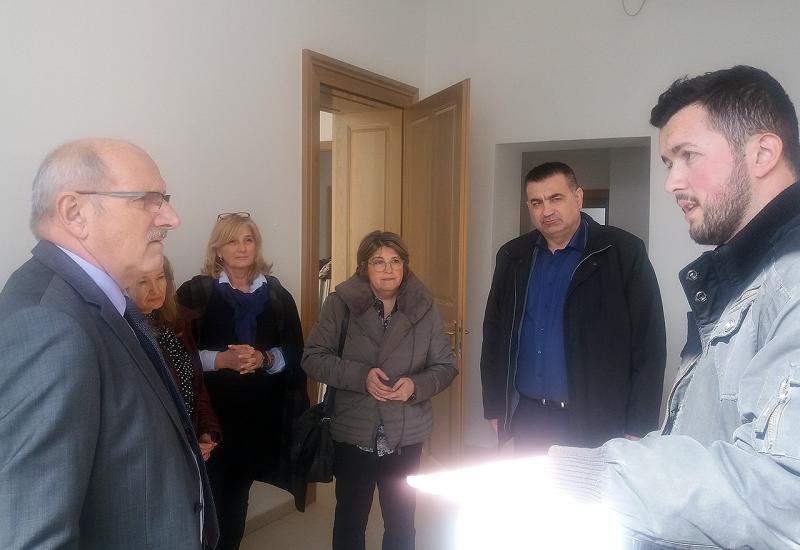 Livno: Hrvatski veleposlanik u BiH obišao prostorije budućeg konzulata