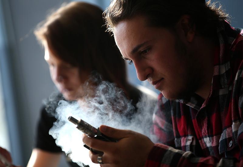 U BiH više od 35 posto mladih redovno konzumira cigarete
