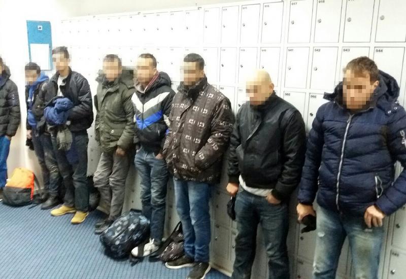 Pripadnici Granične policije BiH otkrili 695 migranata