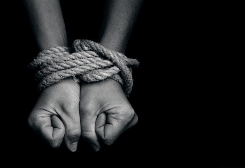 Isprike zbog ropstva: 'Oprosti' nije dovoljno