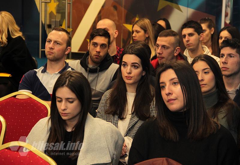 Mostar: Mladi učili o pravu i financijama