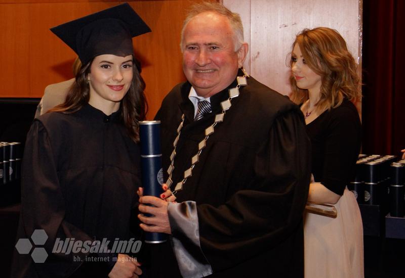 U Mostaru promoviran 261 diplomant Fakulteta zdravstvenih studija