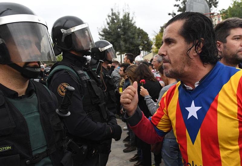 Sukobi demonstranata i policije nakon uhićenja katalonskih separatista
