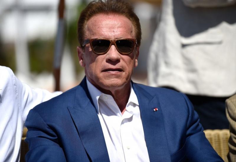 Schwarzenegger se nakon operacije probudio varijacijom na svoj slogan