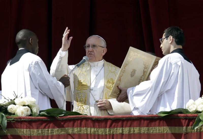 Papa na Cvjetnicu poručio da Crkva mora biti ponizna