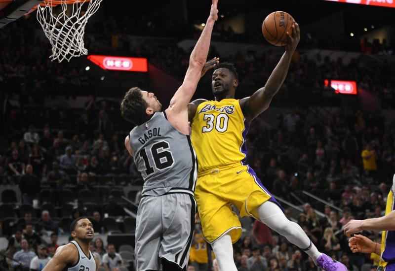 Lakersi iznenadili Spurse, Torontu pripao derbi Istoka