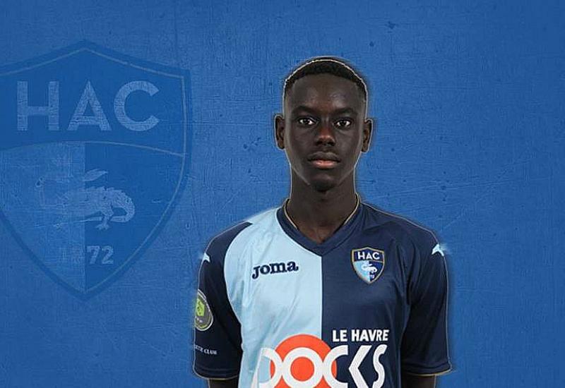 Samba Diop - Francuska: Preminuo 18-godišnji nogometaš 