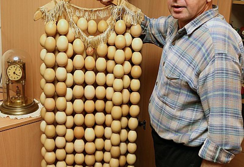 Haljina od  jaja - Umjetnost kakva se rijetko viđa: Gobleni i skulpture na ljusci jajeta