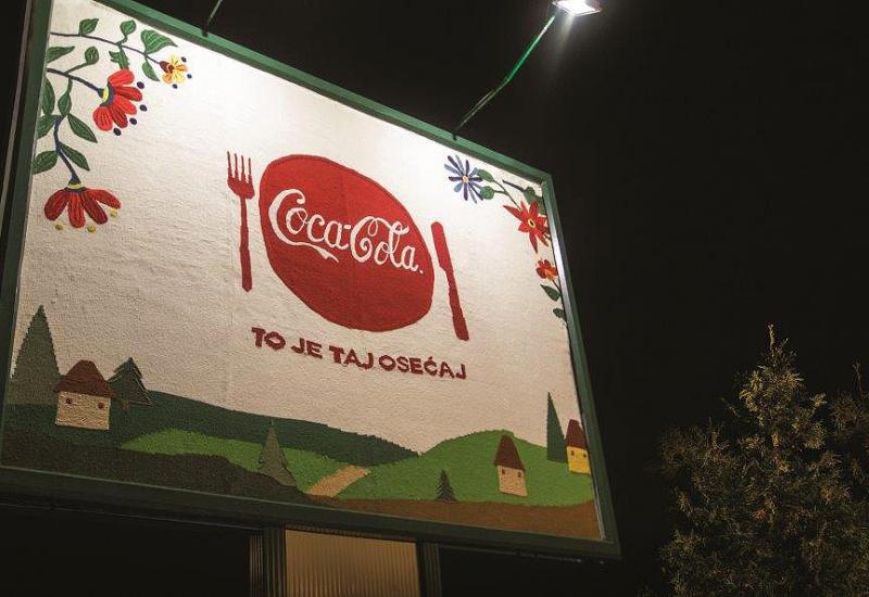 Coca-Cola na pletenim billboardima