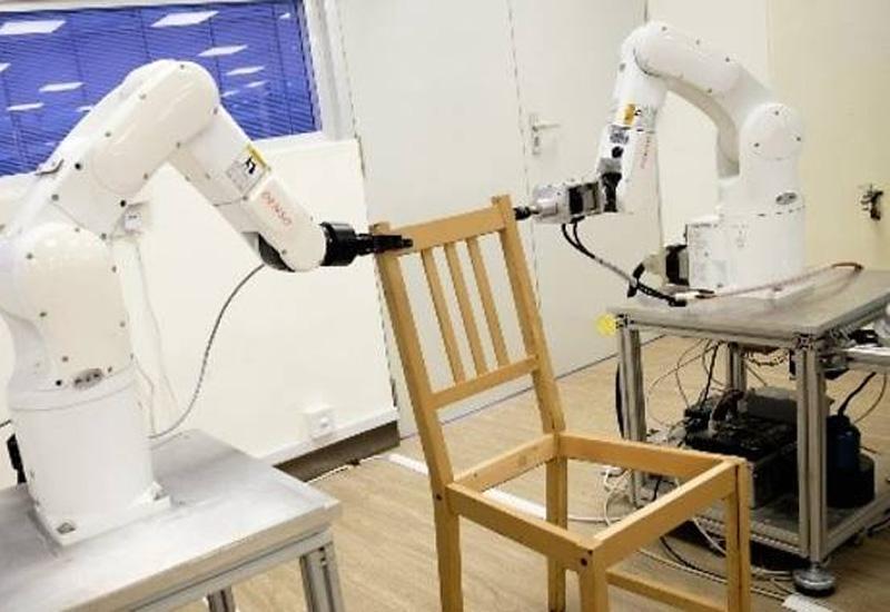 Roboti uspješno sastavili stolicu iz IKEA-e