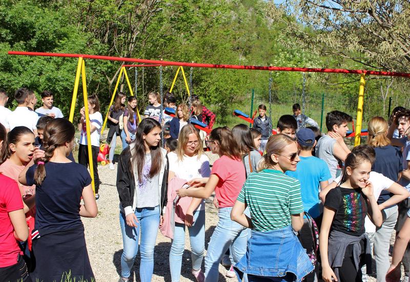 U Blagaju održane radionice za 90 učenika iz Mostara i Nevesinja
