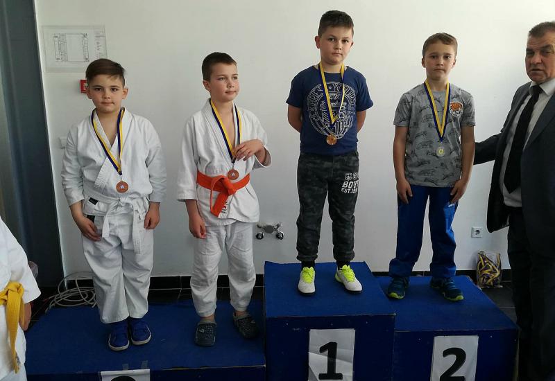 Mostarci se vratili kući s četiri nove medalje