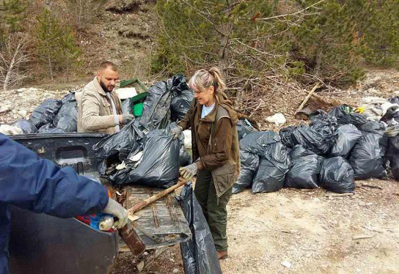 Akcija čišćenja - Tomislavgrad: Šumari prikupili 600 vreća raznog otpada