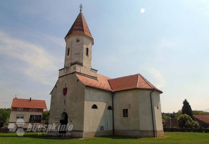 Jastrebarsko, grad Erdödyja, Vladka Mačeka i zaključanih crkvi