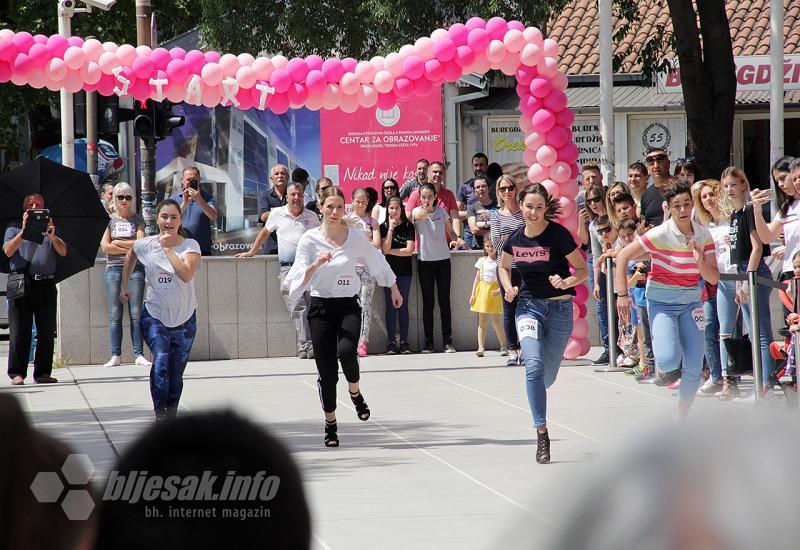 Detalj s utrke na štiklama u Mostaru - Novotravničanka osvojila utrku na štiklama u Mostaru
