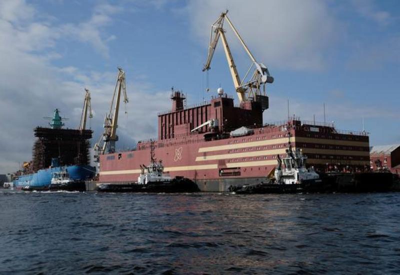  - Rusija u more porinula plutajuću nuklearnu elektranu