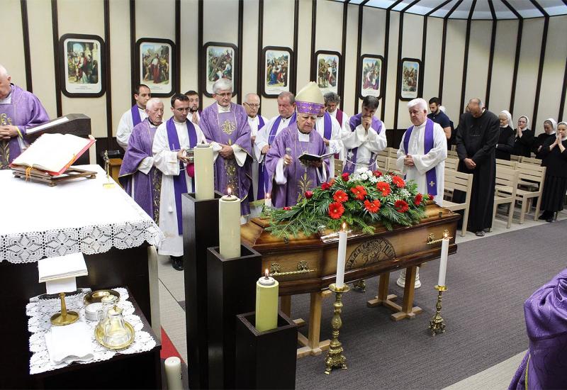 Posmrtni ostaci biskupa Žanića preneseni u Mostar
