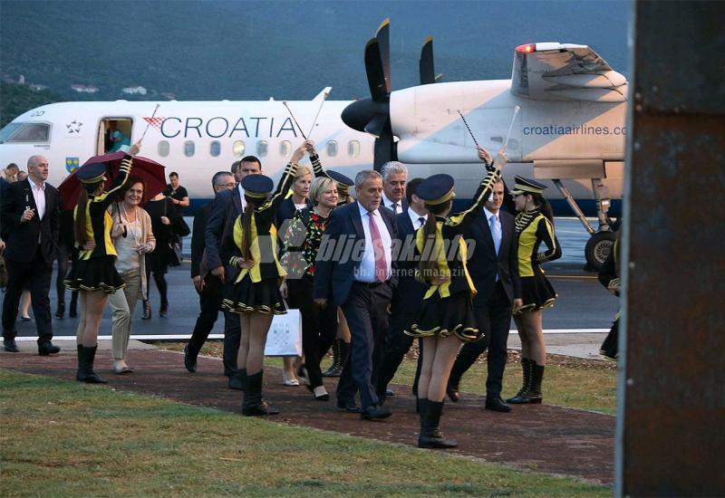  - Mostar: Sletio prvi zrakoplov na redovnoj liniji za Zagreb 