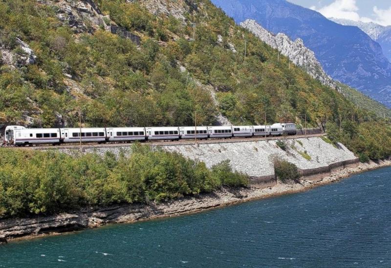 Željeznice FBiH: Prijevoz putnika povećan  34%, a prihod 66%