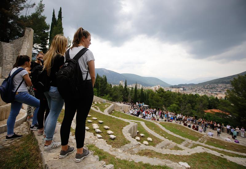Obilježavanje Dana Europe i Dan pobjede nad fašizmom na Partizanskom spomen groblju u Mostaru - Izaslanstva na Partizanskom:  Nemarom za groblje pokazivali nemar prema antifašizmu