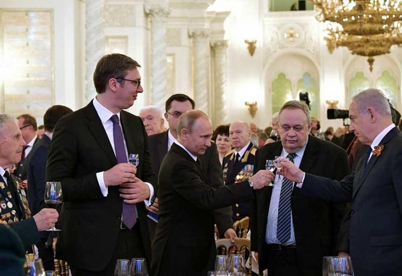 Vučić Putinu: Srbija neće ući u NATO