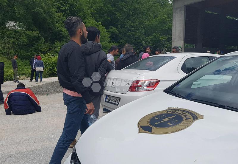 Nekoliko migranata pobjeglo na putu prema Mostaru