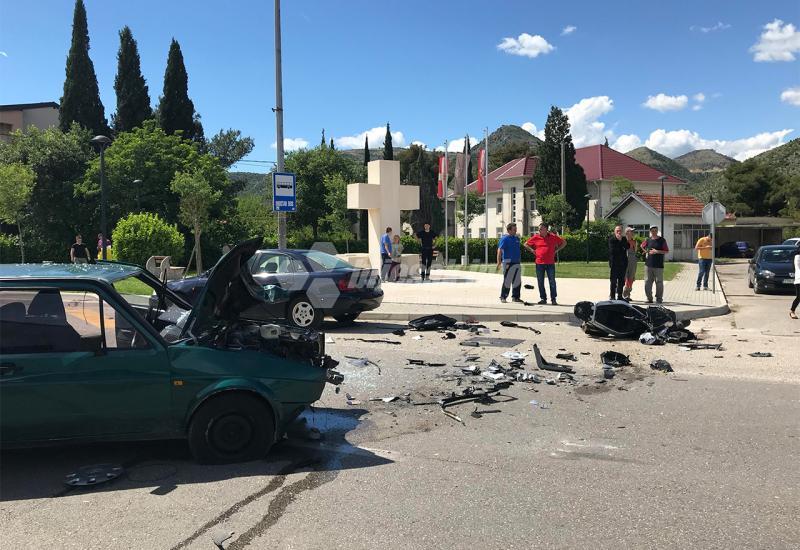 U teškoj prometnoj nesreći vozač motocikla je zadobio teške ozlijede - Mostar: Dvije osobe ozlijeđene u prometnoj nesreći