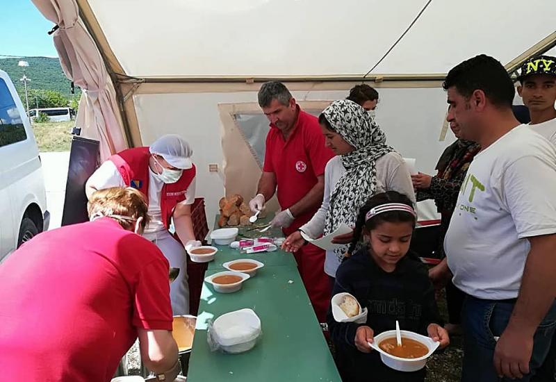 Pomoć migrantima - Izbjeglički centar Salakovac popunjen 