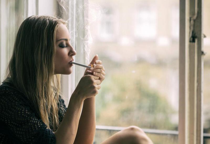 Više od 60 posto pušača među školskom djecom u FBiH kupuje cigarete