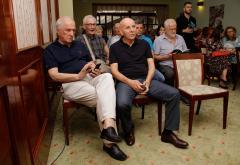 Mostar: ''Nebeske jabuke'' privukle ljubitelje poezije