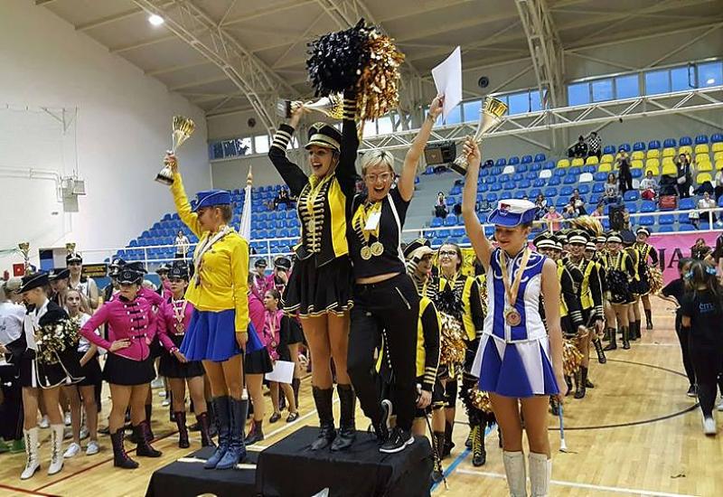 Uspjeh u Uskoplju - Mostarske mažoretkinje briljirale na nacionalnom prvenstvu 