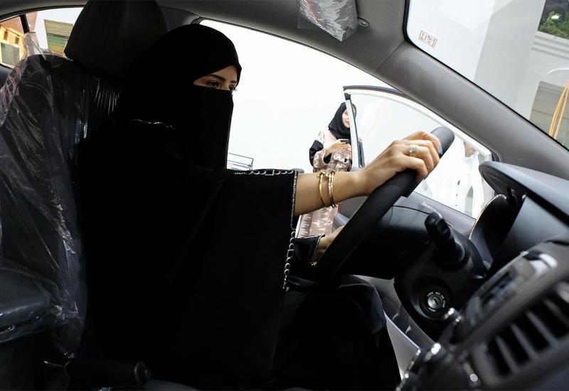 Velika promjena: Saudijska Arabija počela izdavati vozačke dozvole ženama