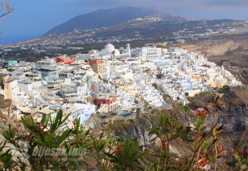 Santorini: Mjesto plavih i bijelih krovova i najljepšeg zalaska sunca na svijetu