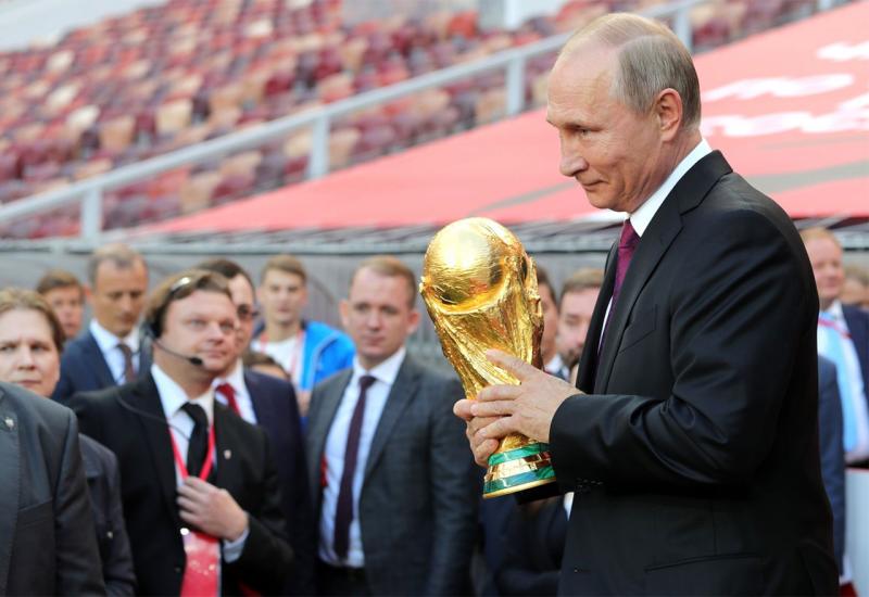 Putin Svjetskim prvenstvom želi Rusiju predstaviti kao modernu kozmopolitsku zemlju