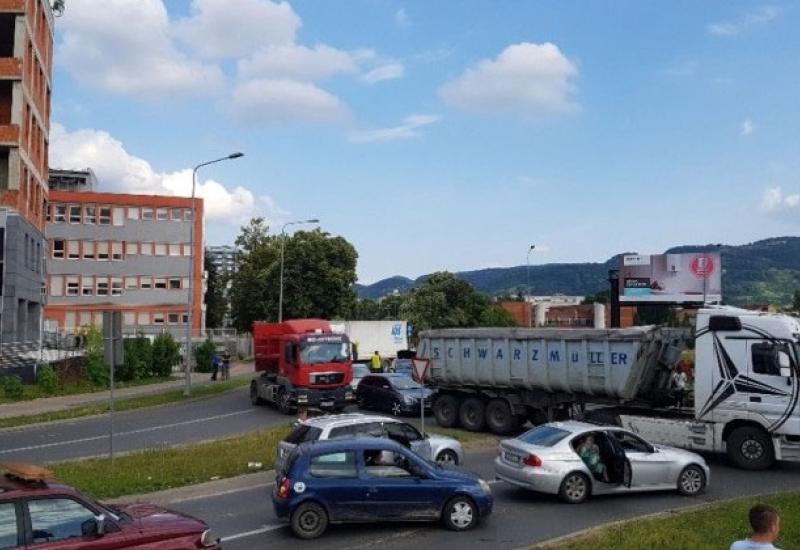 Banjalučani blokirali ulice - Mostarcima ne smeta poskupljenje goriva?