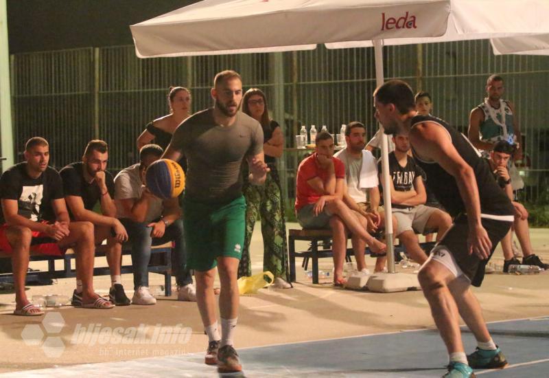 Ekipa ''XXX'' pobjednik 3X3 Streetball turnira u Čapljini