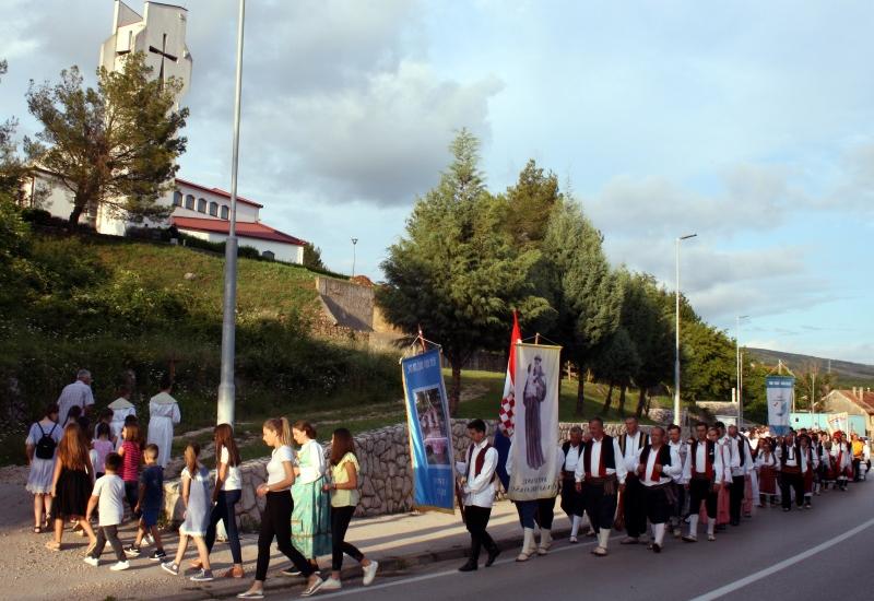 Tisuću posjetitelja na manifestaciji u Dobriču kod Širokog Brijega