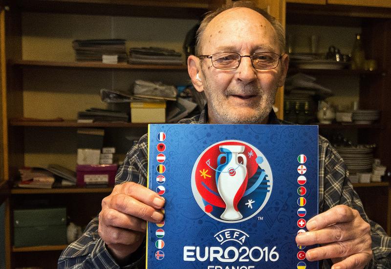 Već 60 godina skuplja nogometne sličice: Vrijedne albume čuva u banci