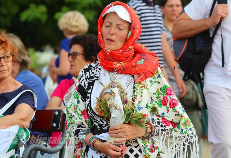Više desetina tisuća hodočasnika u Međugorju na obljetnici ukazanja