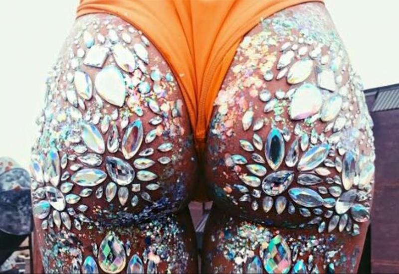 Glitter butts - Zaista dobro izgleda: Šljokice na guzi su najnoviji ljetni trend