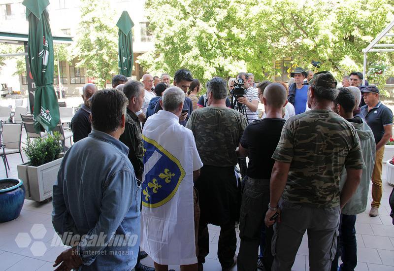 Branitelji pred Vladom u Mostaru dočekali zakon u svoju korist