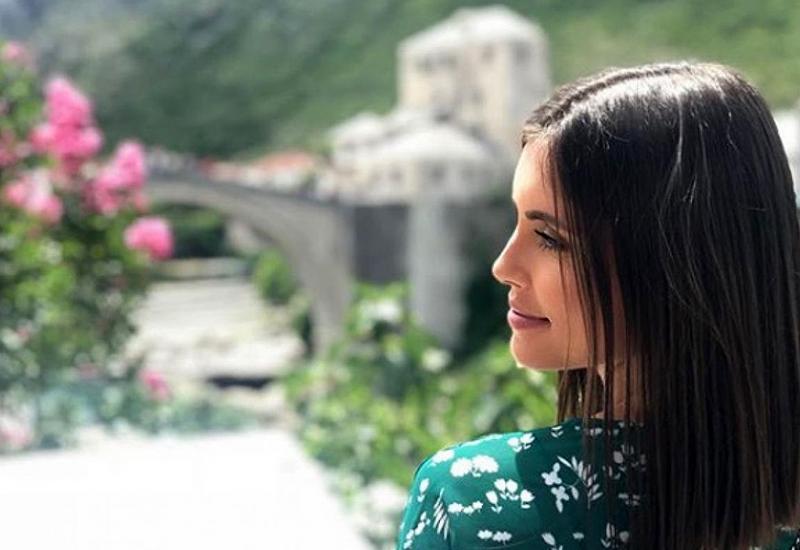Amra Silajdžić uživa u Mostaru 