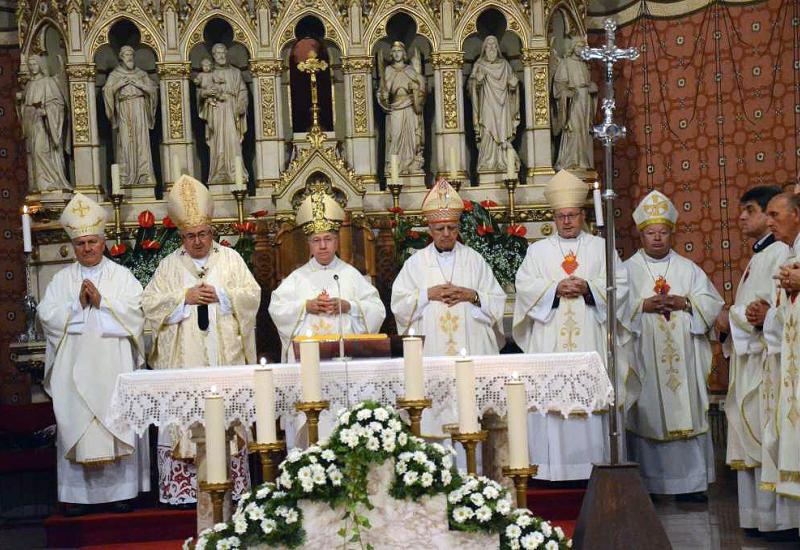 Misa za papu - Papin dan u sarajevskoj prvostolnici